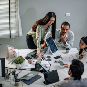 Generare idee creative e innovative: Massimizzare la creatività del team